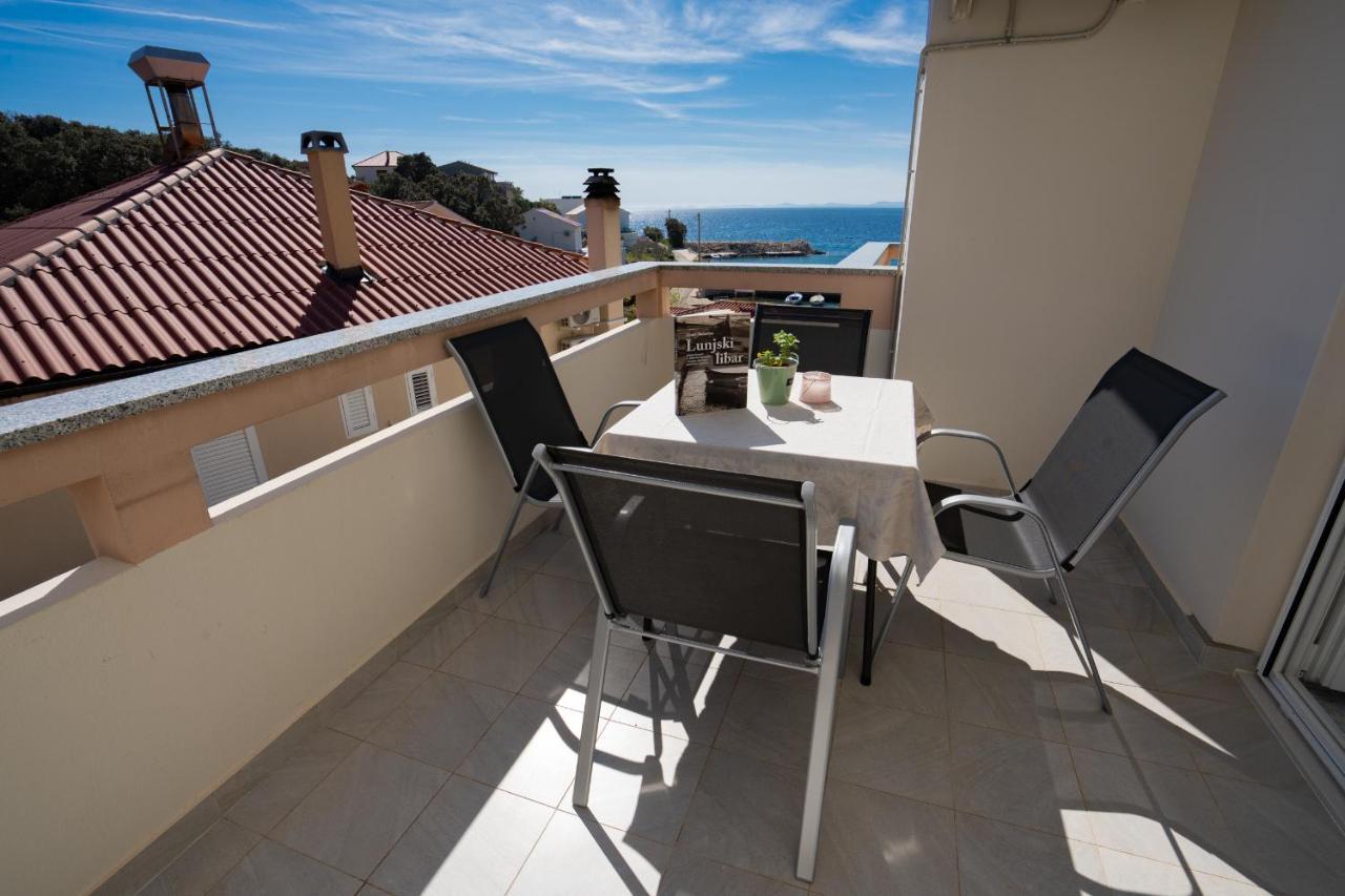 לון Apartments And Rooms Ljubica מראה חיצוני תמונה